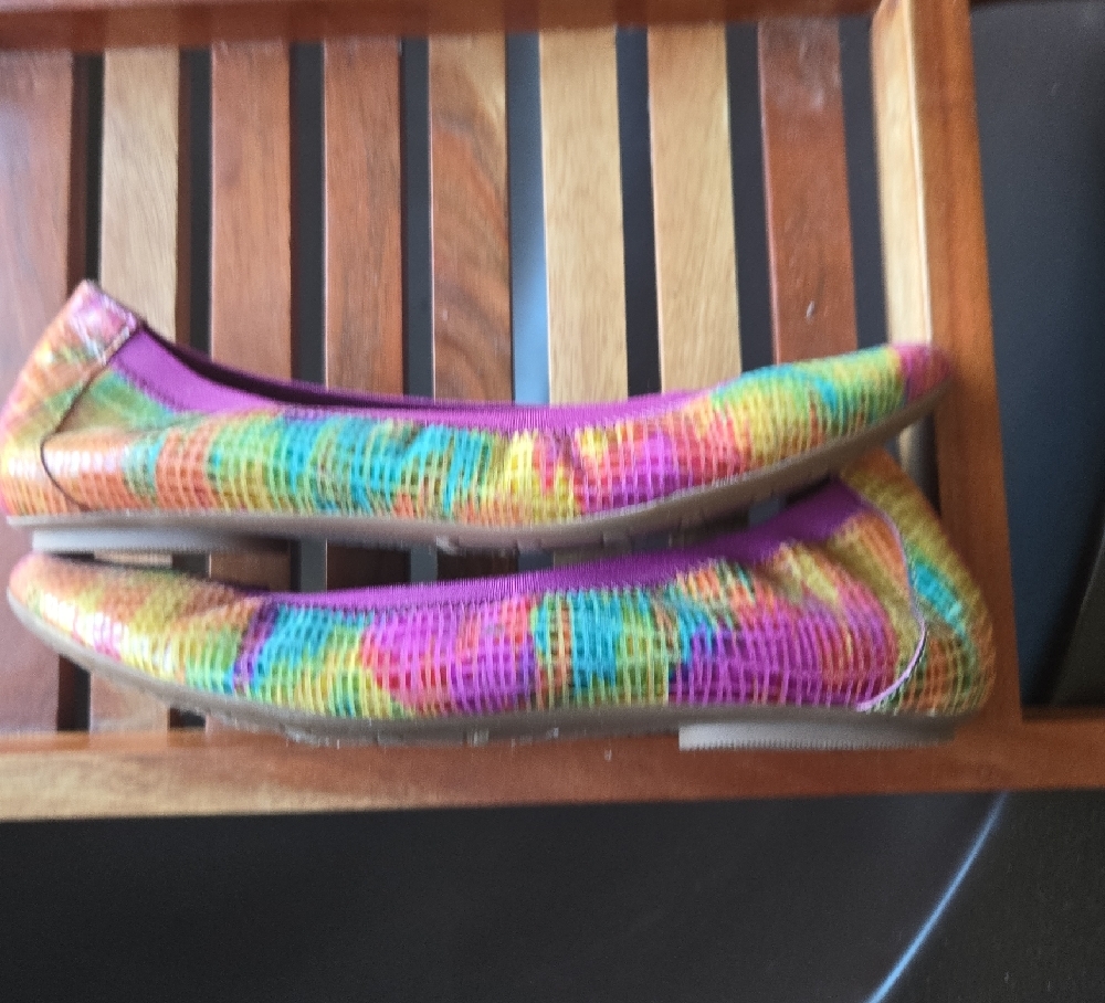 Vaneli Colorful Patterned Flats - Picture 5 of 5